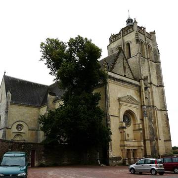 Collégiale Saint-Maurice dOiron